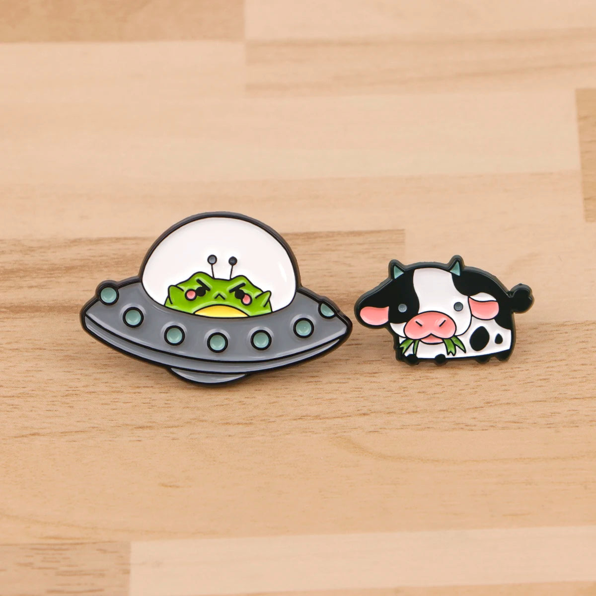 UFO Pinz