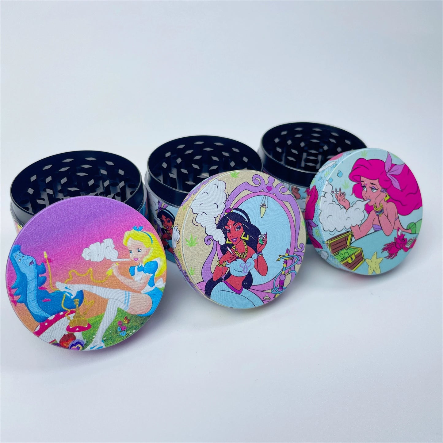 Crowned Baddies Grinder