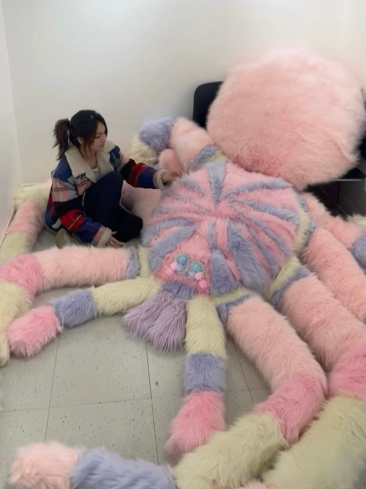 Pastel Spider Plushie 5ft