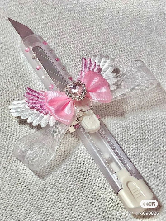 Angelia Clear & White Lolita Envelope Blade – Pink Bows & Winged Pastel Accents