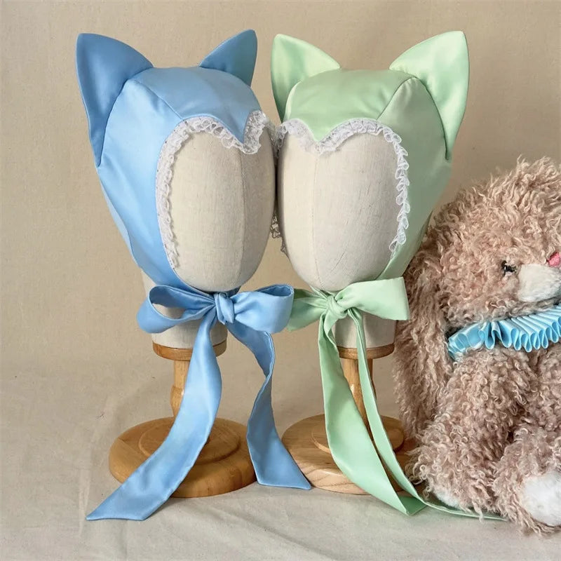 Lacebound Familiar Hoods