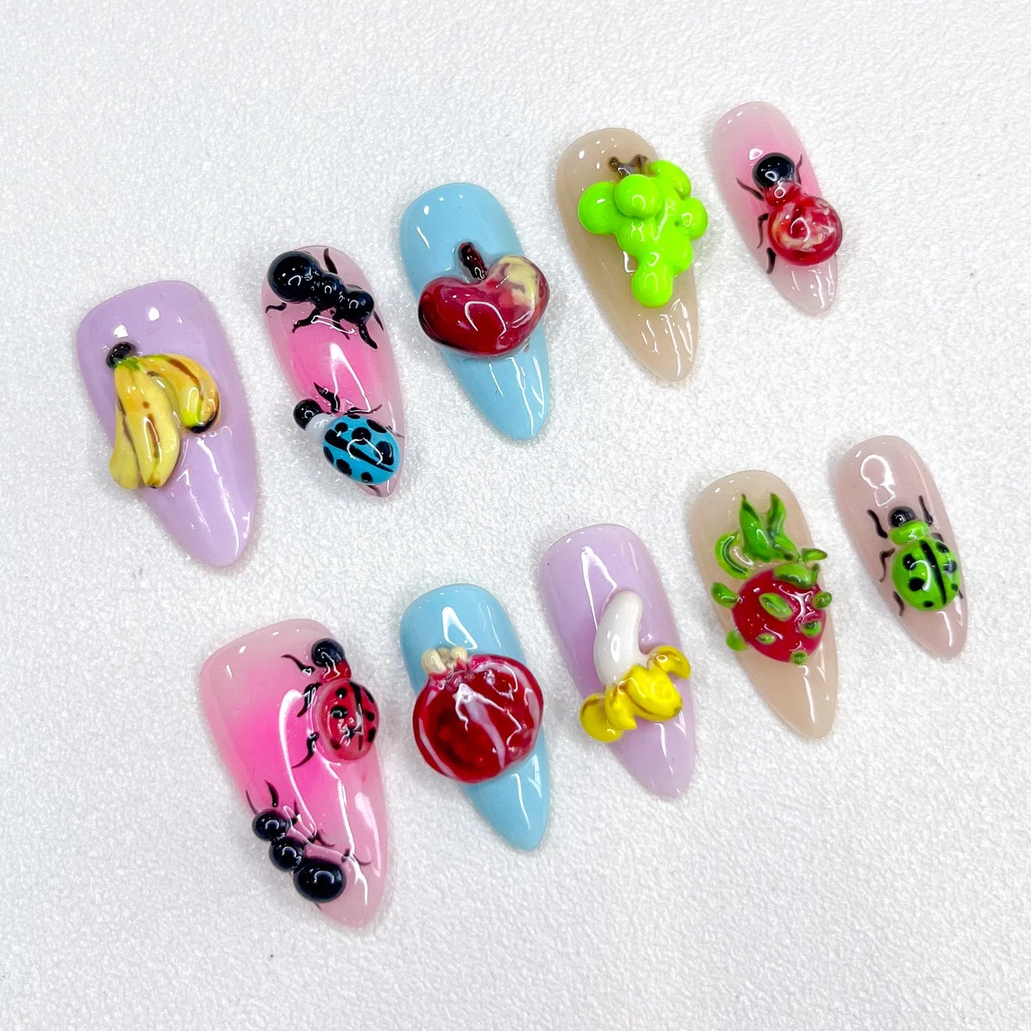 🐜 Don’t Eat the Fruit