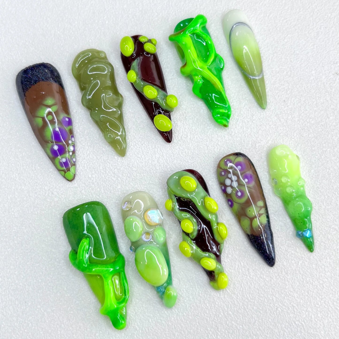 Slime Ritual Nails